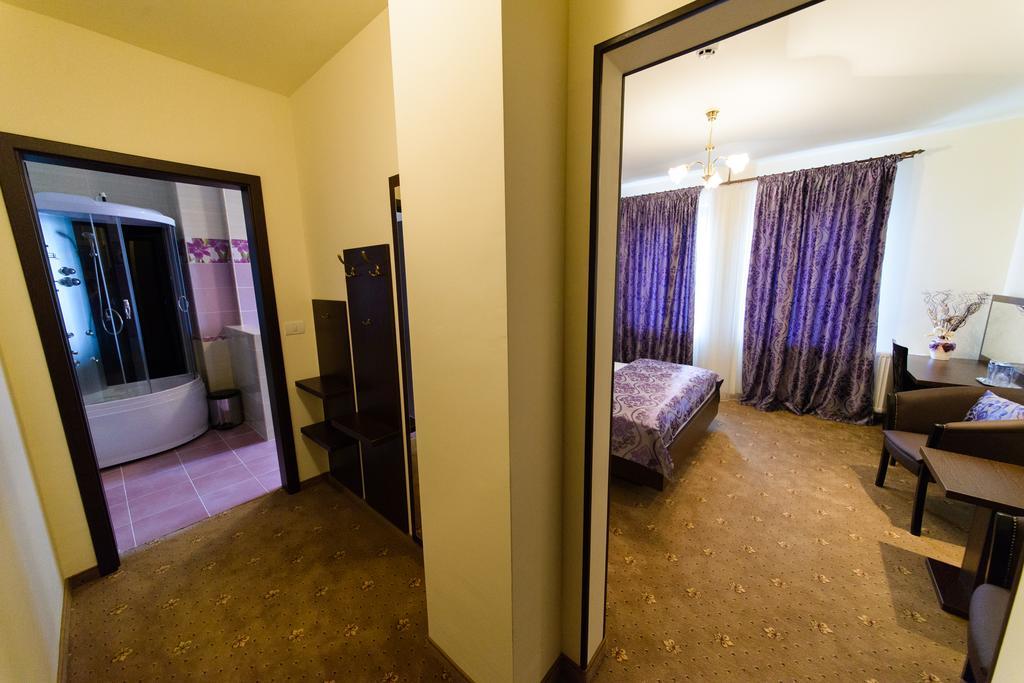 Miky Hotel 3*